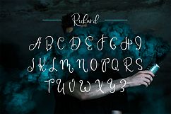 Richard Product Image 3