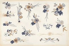 Navy and Beige Flowers Product Image 6