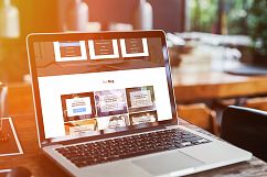 MacBook Screen Mock-Up / 21 PSD  Product Image 6