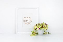 Picture Frames Mockup Bundle Product Image 8