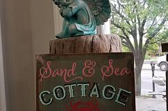 Sand &amp; Sea Cottage Product Image 5