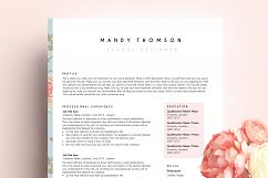 creative resume template word / floral feminine Product Image 1