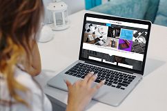 MacBook Screen Mock-Up / 21 PSD  Product Image 10