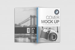 Magazine Mockup Product Image 5