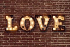 3 Light Bulbs 3D Letterings Product Image 3
