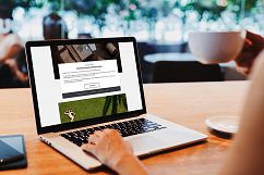 MacBook Screen Mock-Up / 21 PSD  Product Image 19