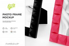 4 PSD Photo Frame Mockup Product Image 10