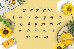 Honey Bee Product Image 3