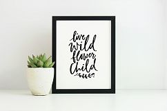 10 Poster &amp; Picture frame mockups, White &amp; Black frames Product Image 5