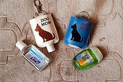ITH Dog Mom Hand Sanitizer Holder- Snap Tab (5x7 Hoop) - Machine Embroidery Product Image 6