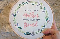 Floral Wreath Leaves Wreath Font Frame Design - EMBROIDERY DESIGN FILE - Instant download - Vp3 Hus Dst Exp Jef Pes format hoop 4x4 5x7 6x10 Product Image 2