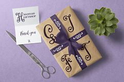 Curly Monogram Product Image 3