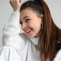 Angelina Kovel avatar
