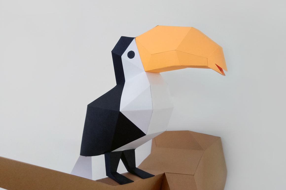 DIY Toucan Bird 3d papercraft (25143) Printables Design Bundles