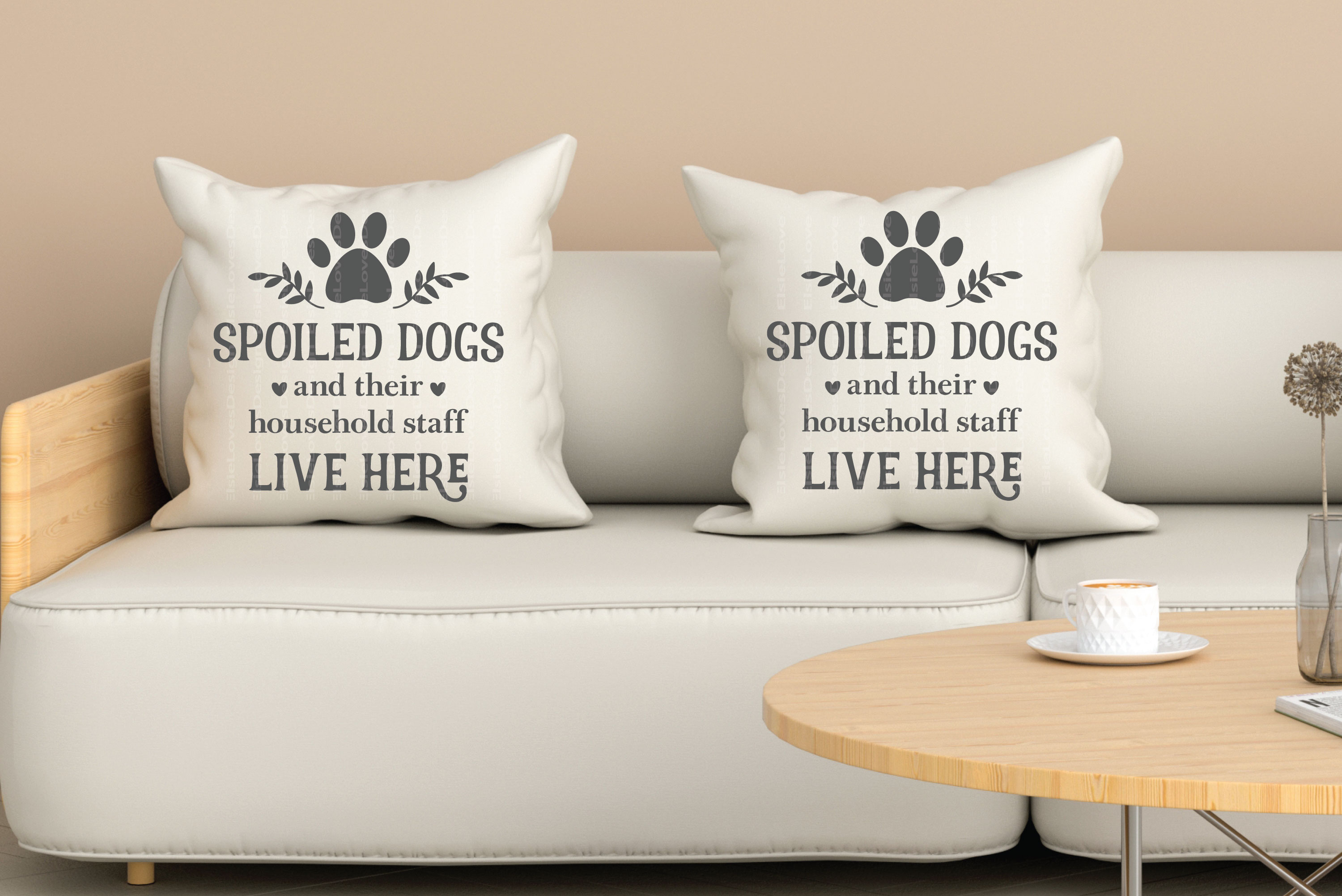 Lustiges Küchentuch 'Spoiled Dogs And Their Household Staff Live Here' – Mikrofaser, 40x61 Cm, Geschenk Für Hundeliebhaber