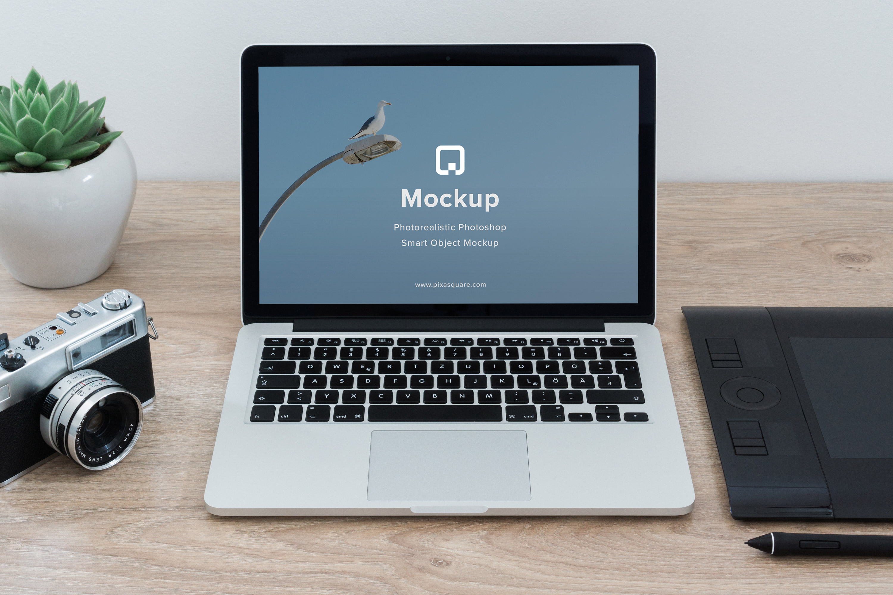 Download Mockup Pack - 12 PSDs Photorealistic Photos