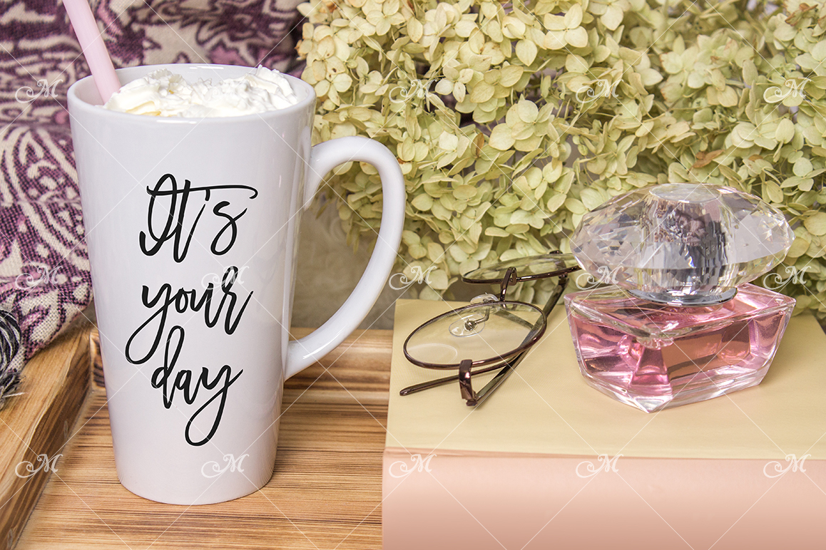 Latte Mug Mockup, Smart PSD (49572) Mock Ups Design