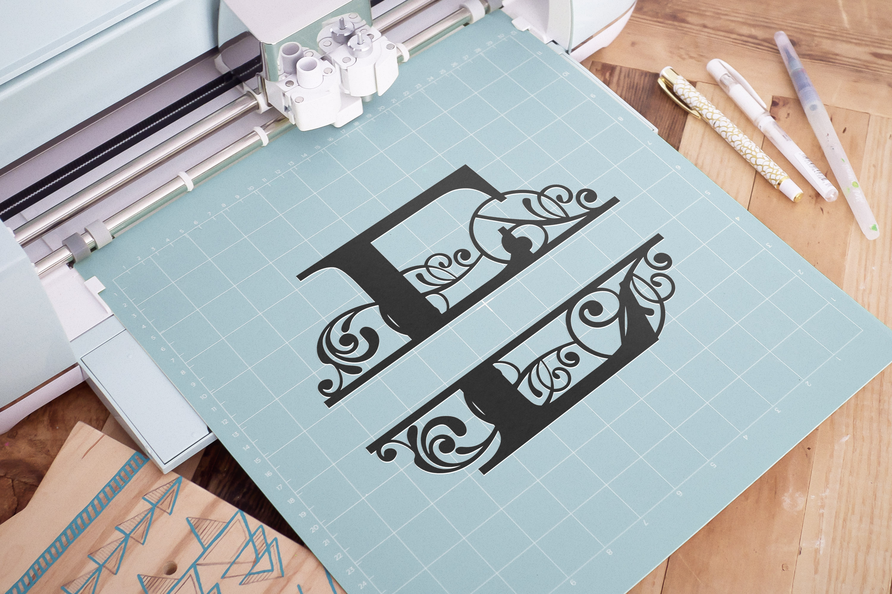 Download Split Monogram Letter E SVG, Letter E Monogram SVG, Letter ...