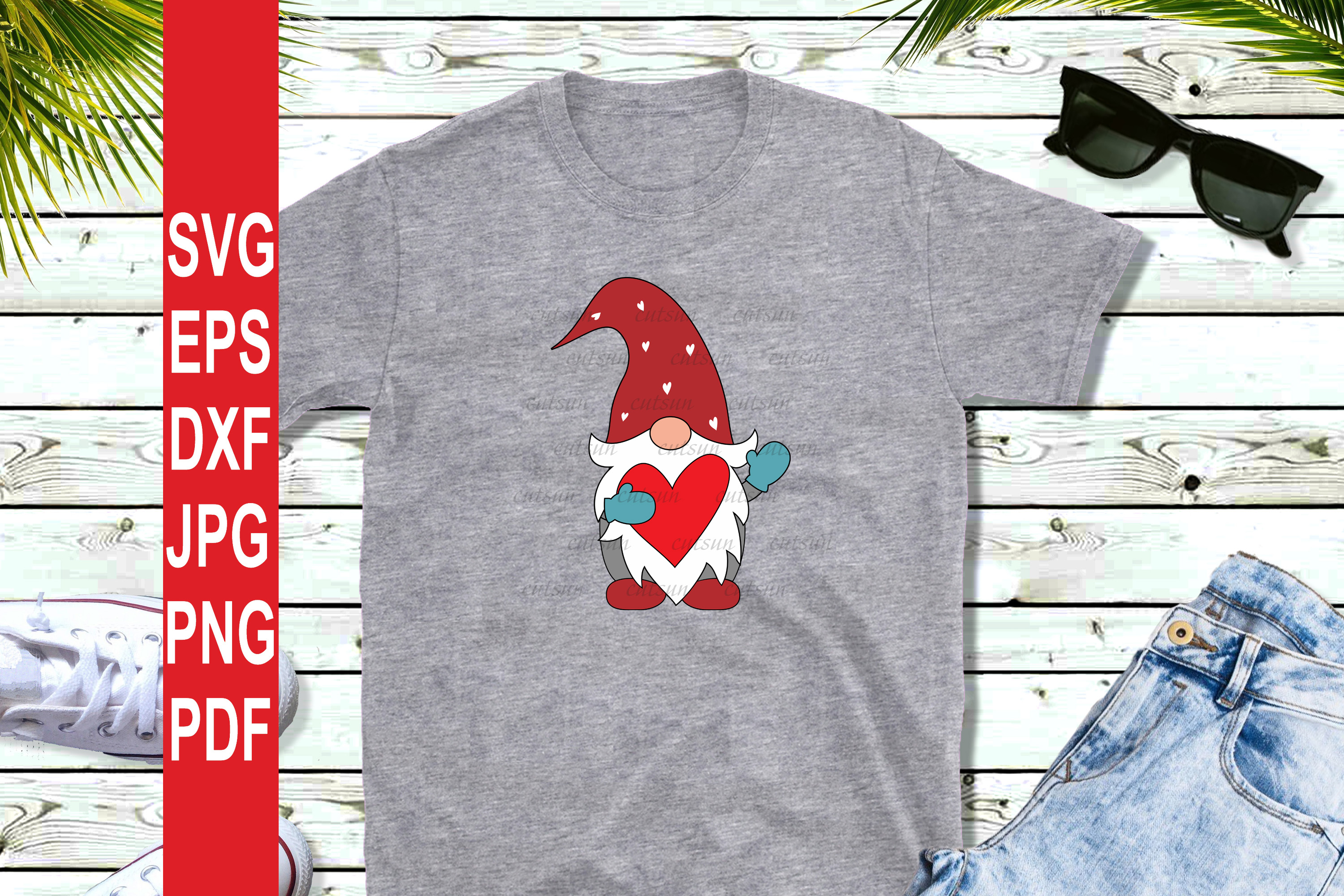 Download Gnome with a Heart SVG | Valentine Gnome SVG