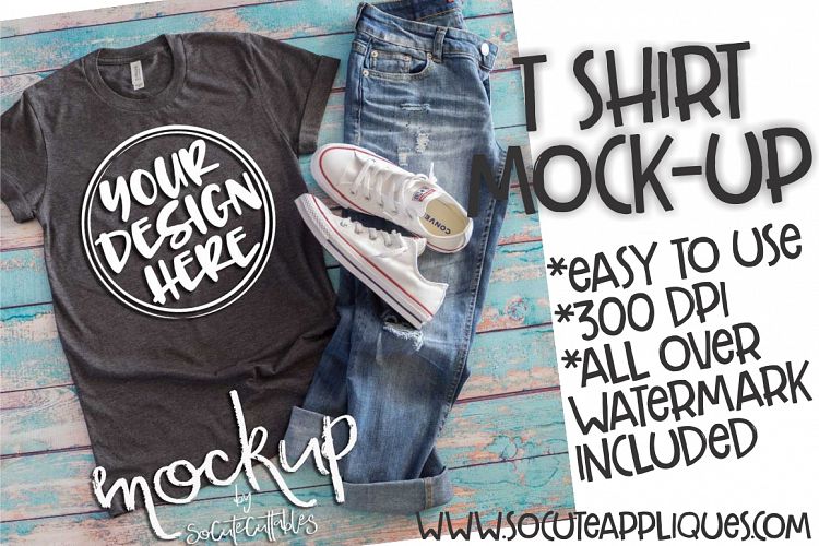 Gray t shirt mock up 6486