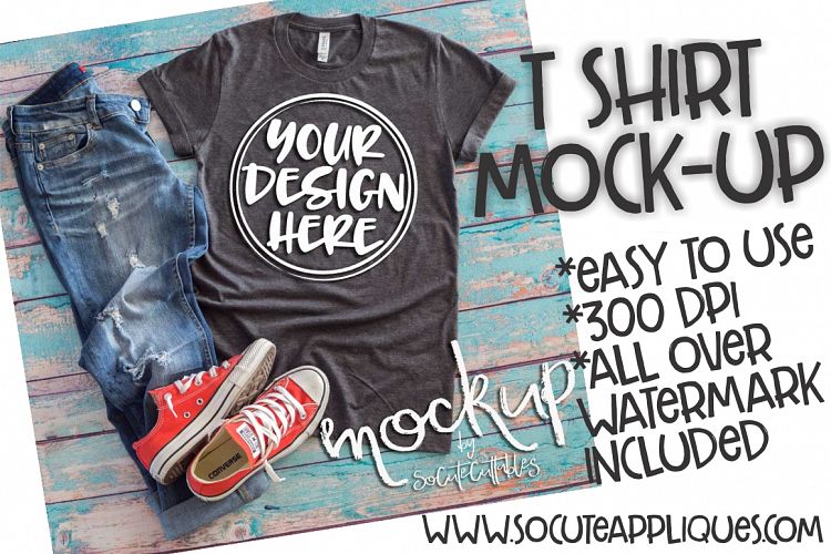 Gray t shirt mock up 6495