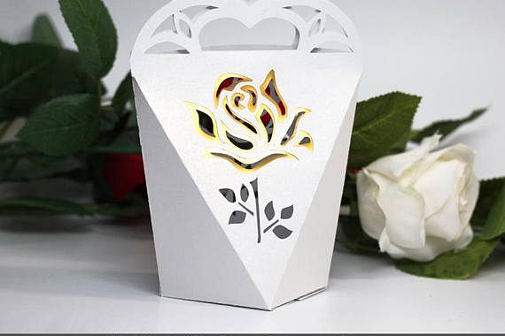 SVG DIY Gift Box, Cutting File, Templates for Cricut Silhouette, Laser