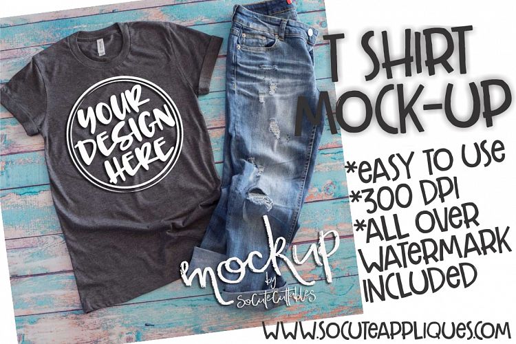 Gray t shirt mock up 6485