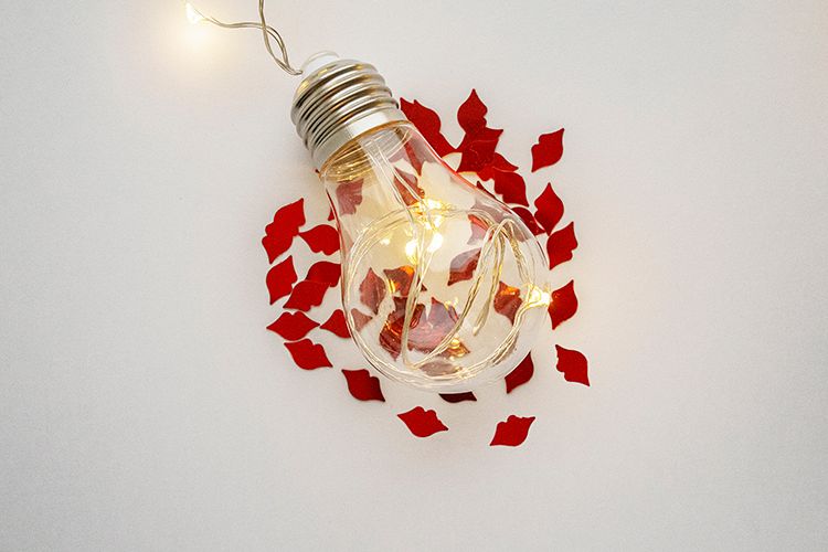 Valentine's day lips and light example image 1