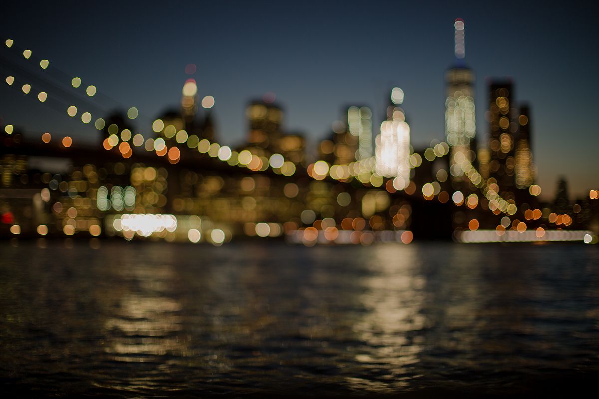 Blurred manhattan view example image 1