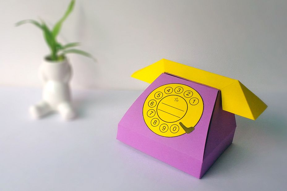 DIY Telephone favor - 3d papercraft example image 1