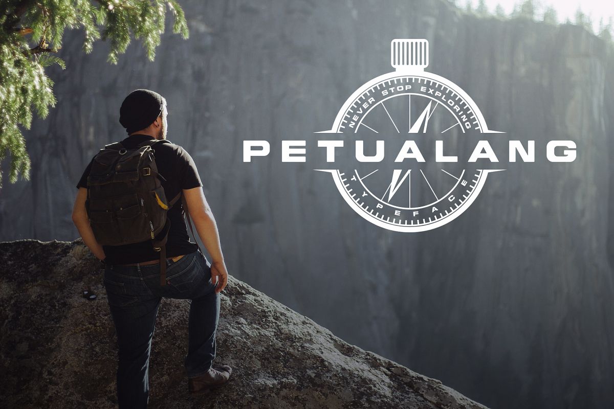 Petualang Typeface example image 1