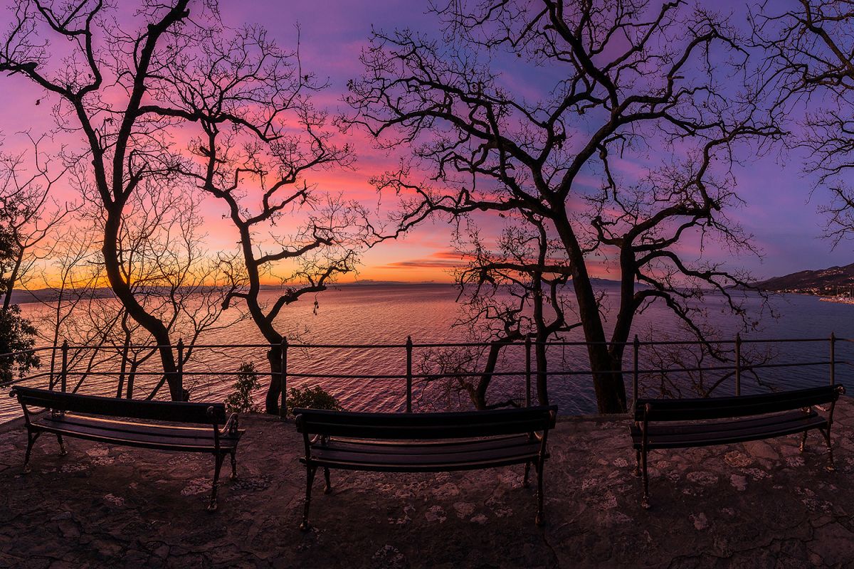 Resting place by the sea example image 1