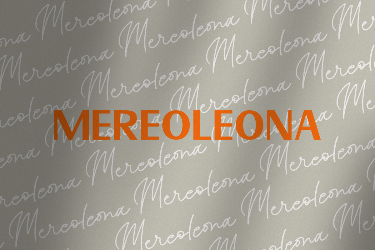 Mereoleona | Font Duo example image 1