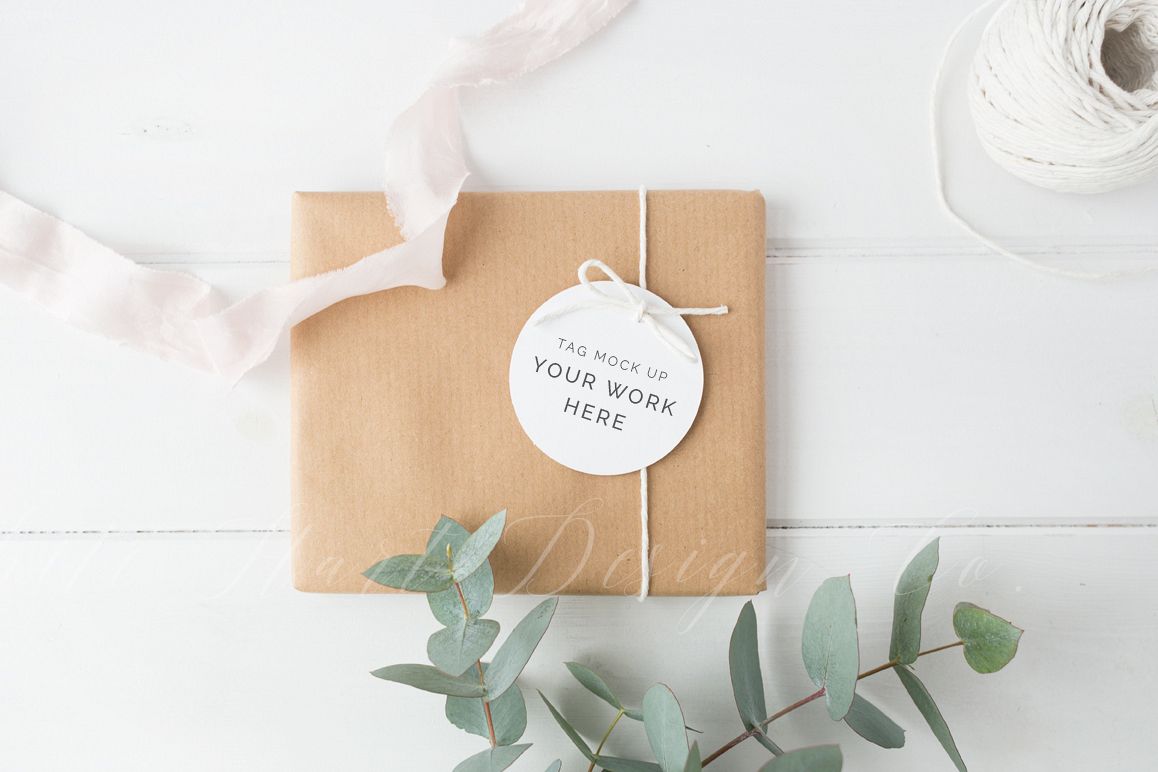 Gift tag mockup example image 1