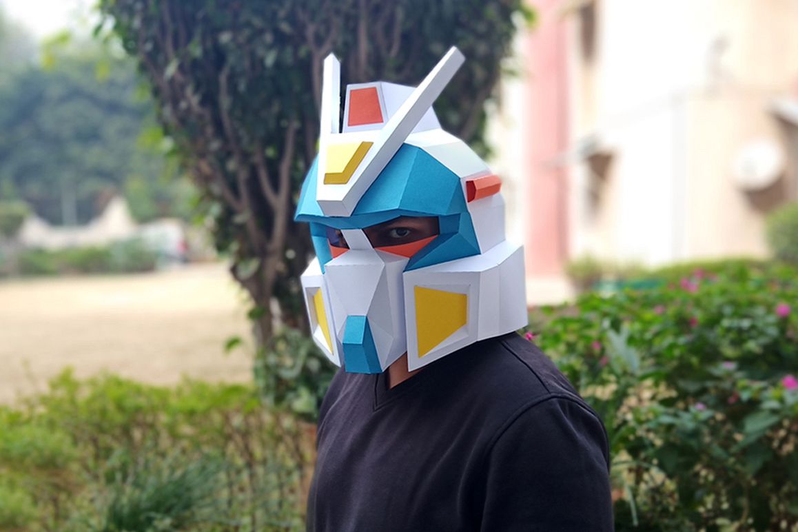 DIY Gundam Helmet - 3d papercraft example image 1
