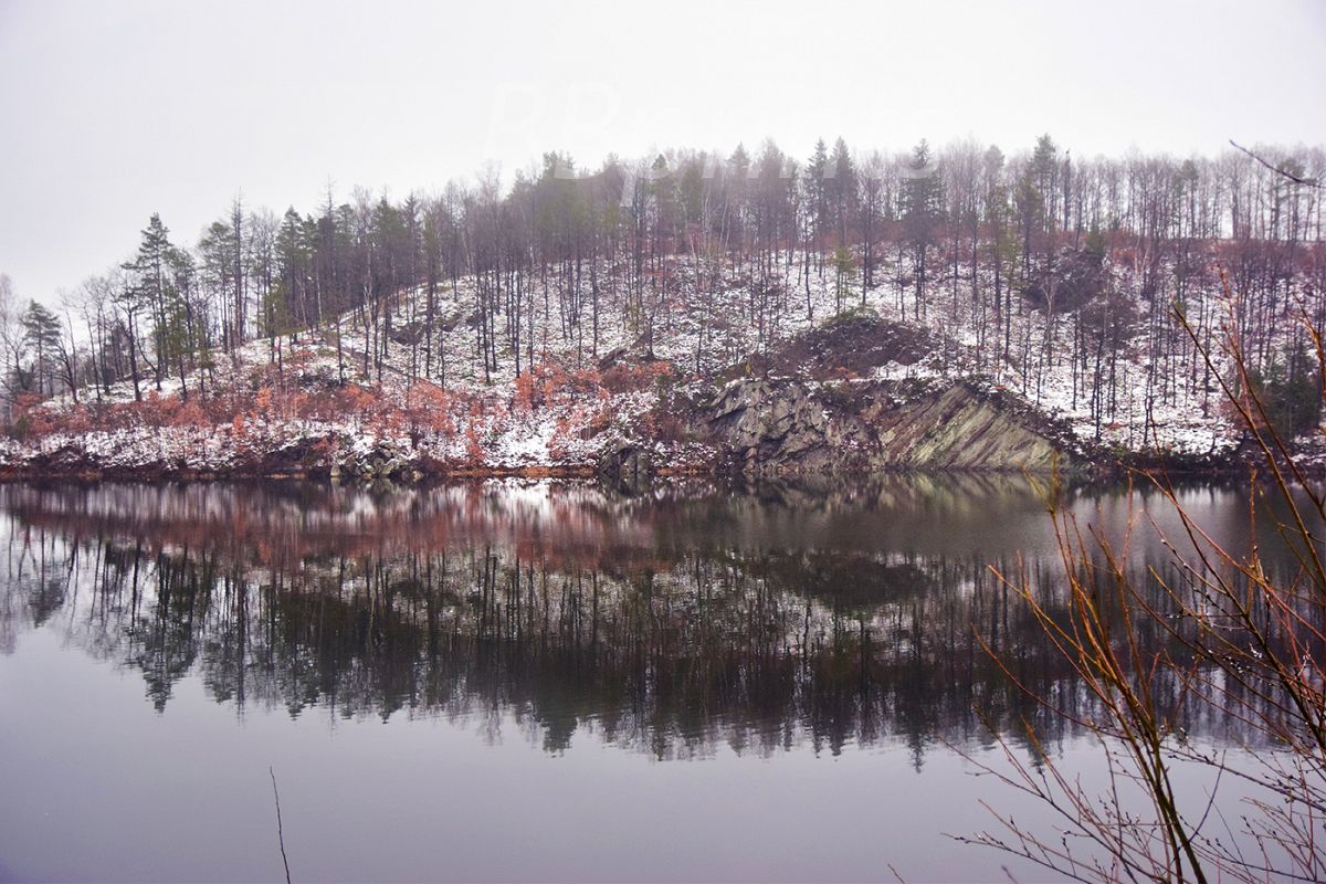 Nature photo, landscape photo, lake photo, winter photo example image 1
