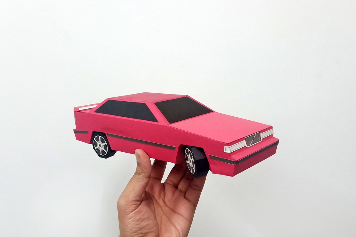 DIY Volvo Car - 3d papercraft example image 1