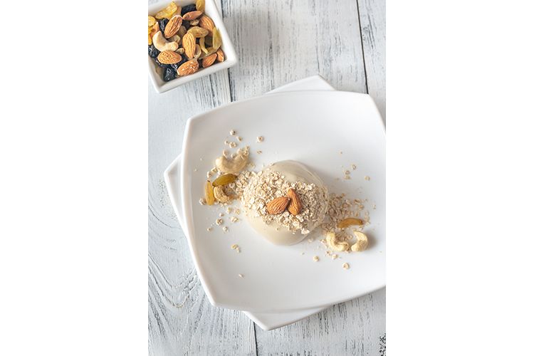 Organic oat dessert with vanilla example image 1