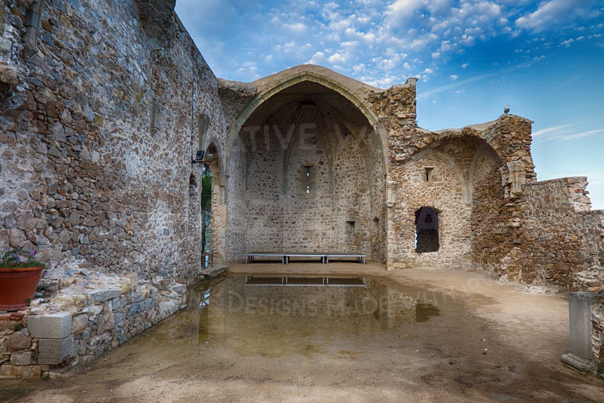 Old Parish of San Vicente - Tossa de Mar example image 1