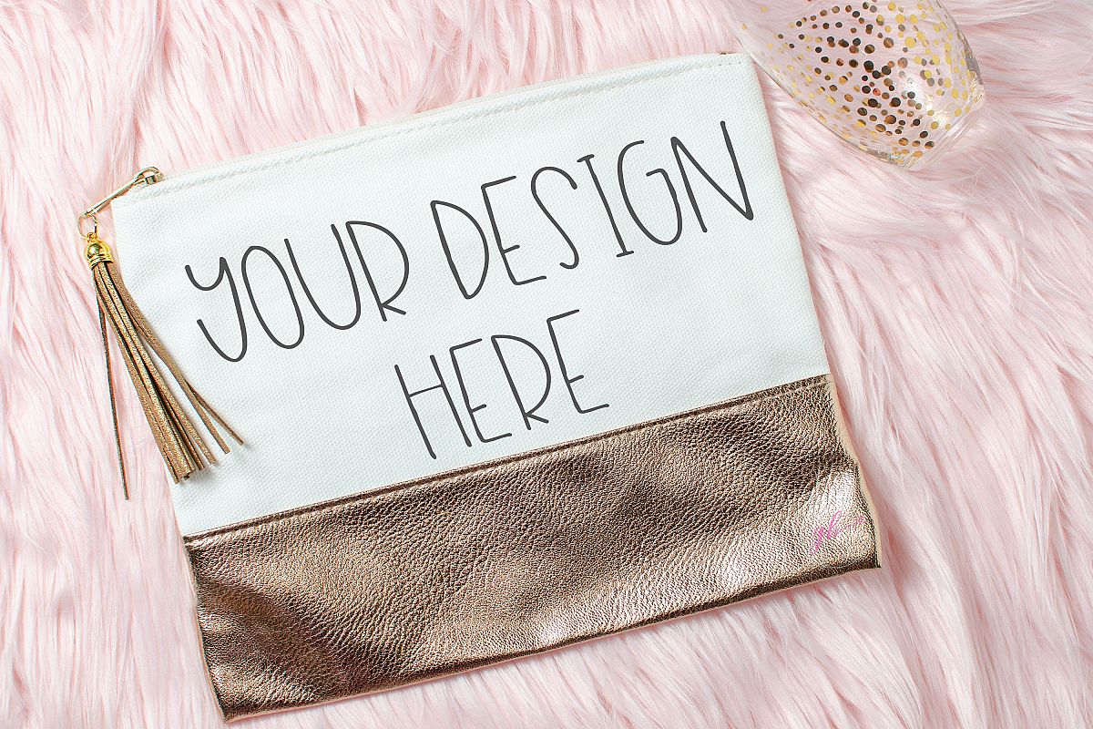 Download Makeup bag Cosmetic bag Mockup (518485) | Occassions ...