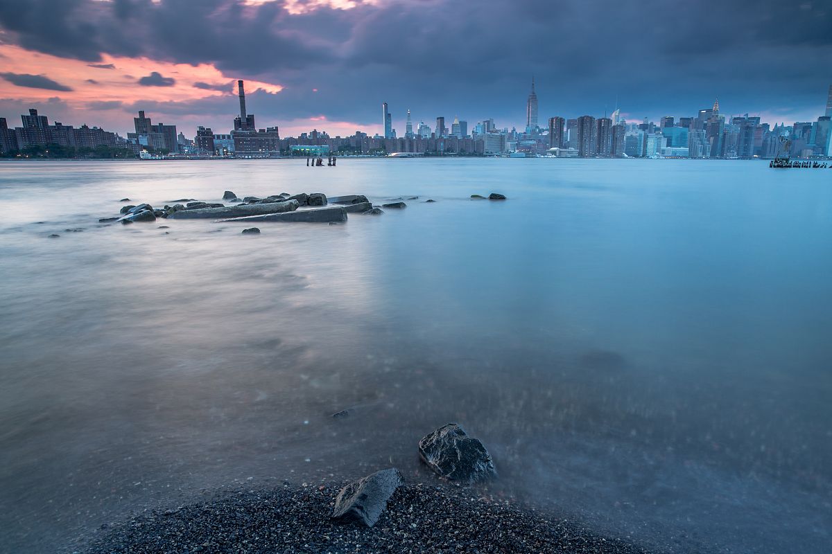 Cloud sunset from East river example image 1