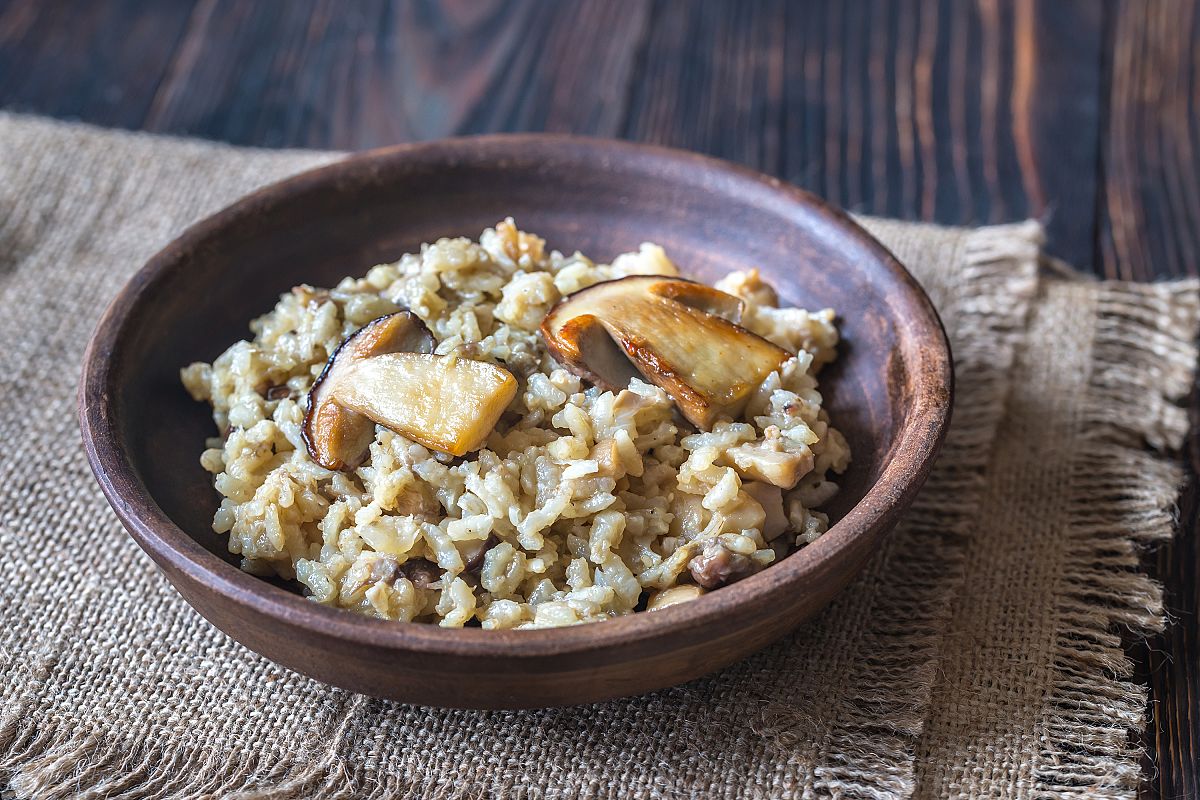 Rustic risotto with porcini mushrooms example image 1