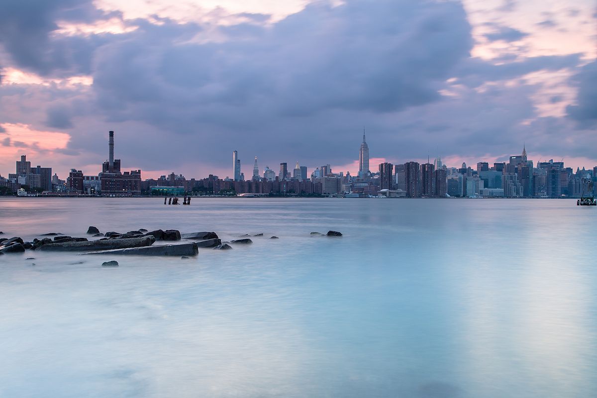 Cloud sunset from East river example image 1