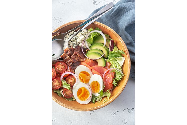 Bowl of Cobb salad example image 1