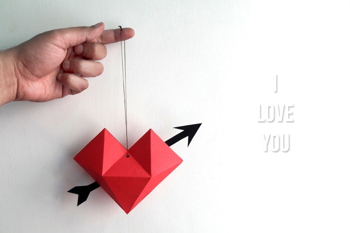 DIY Heart dangler - 3d papercraft example image 1
