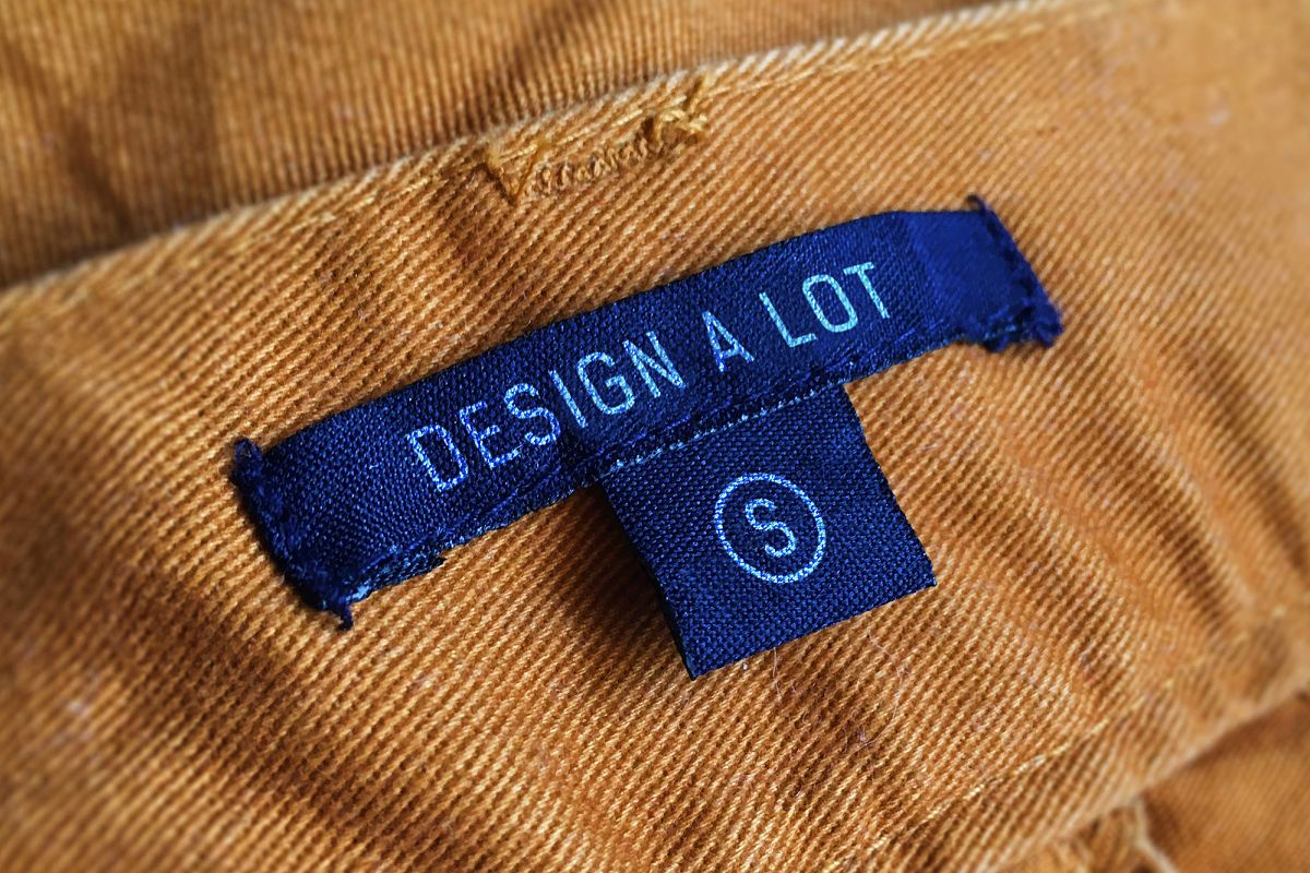Canvas Jeans Label example image 1